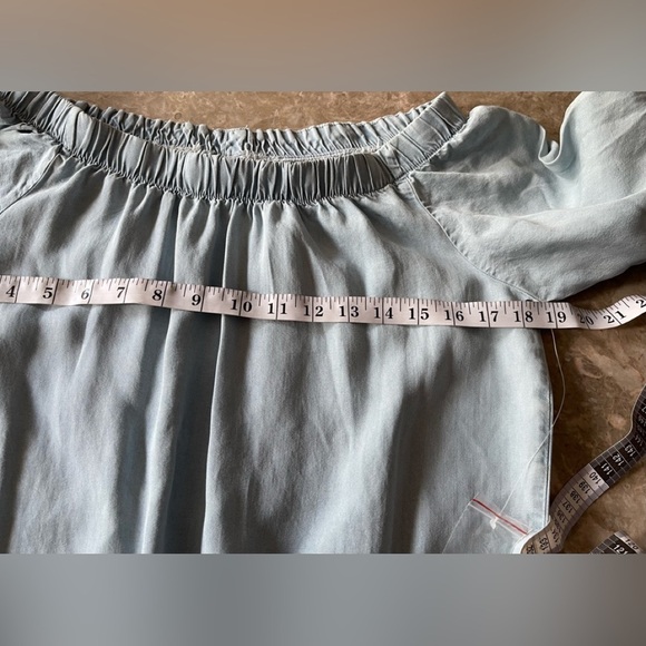 Lolë | Light Blue Denim Jamie Off-Shoulder Blouson Dress NWOT size XS - Picture 11 of 15